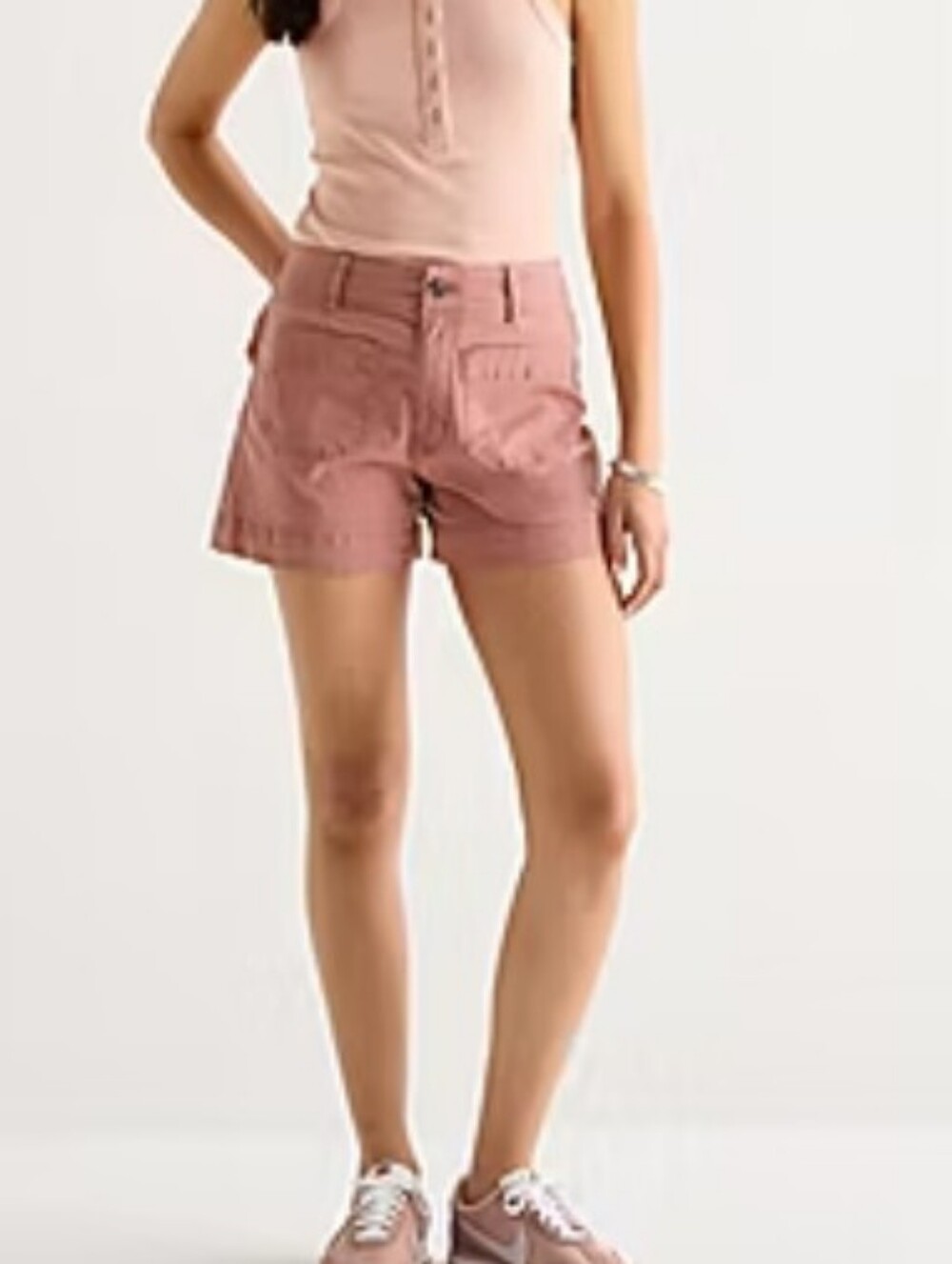 a.n.a Patch Pocket Womens 4" Highest Rise Chino Short